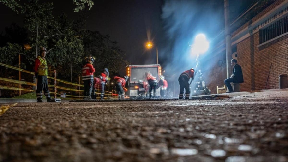 ¡Pilas! Trabajo en Bogotá sí hay: estos son los perfiles que solicitan para laborar en obras del Instituto de Desarrollo Urbano (IDU)