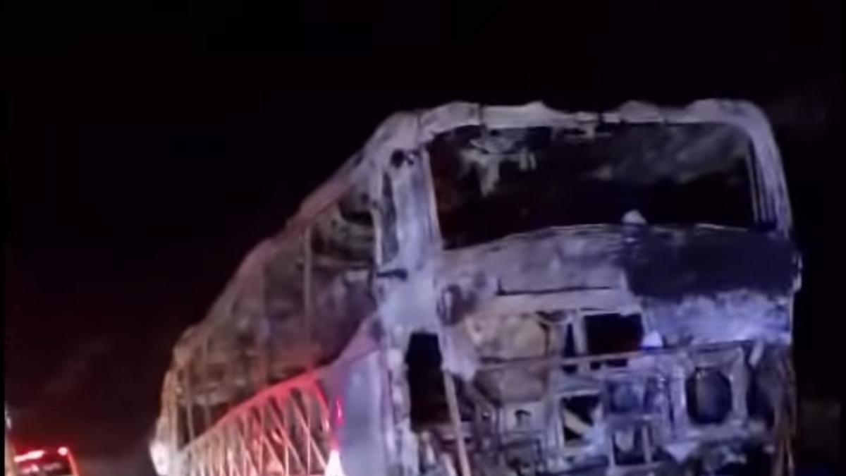 Nariño: pánico en la vía Panamericana al incendiarse un bus con 25 pasajeros