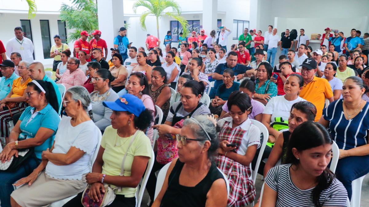 Se inicia la entrega de 300 títulos de propiedad en Baranoa (Atlántico): ‘Ya no me van a echar de aquí’