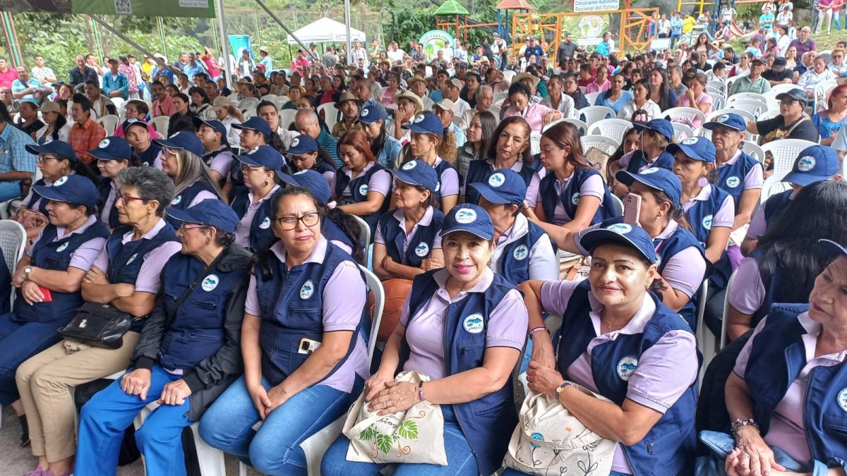 Programa adelantado por mujeres para proteger el medio ambiente en el cañón del Combeima, de Ibagué, fue presentado en la COP16