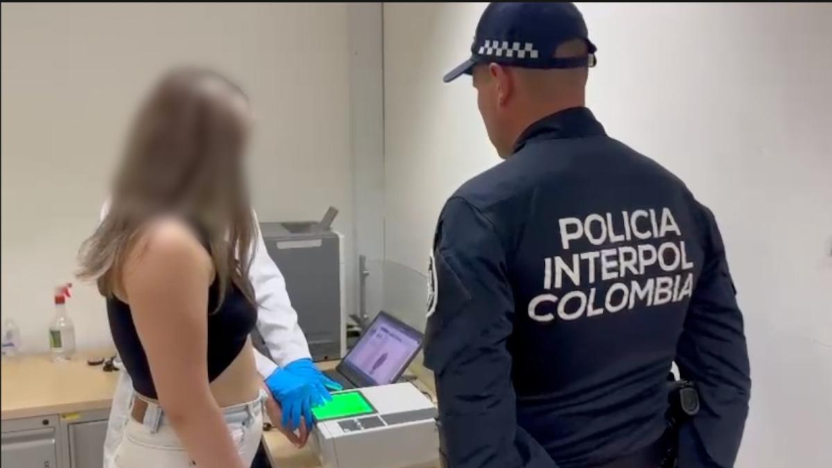 Capturan en Medellín a colombiana señalada de utilizar una ‘app’ de citas en Brasil para robar hombres usando escopolamina 