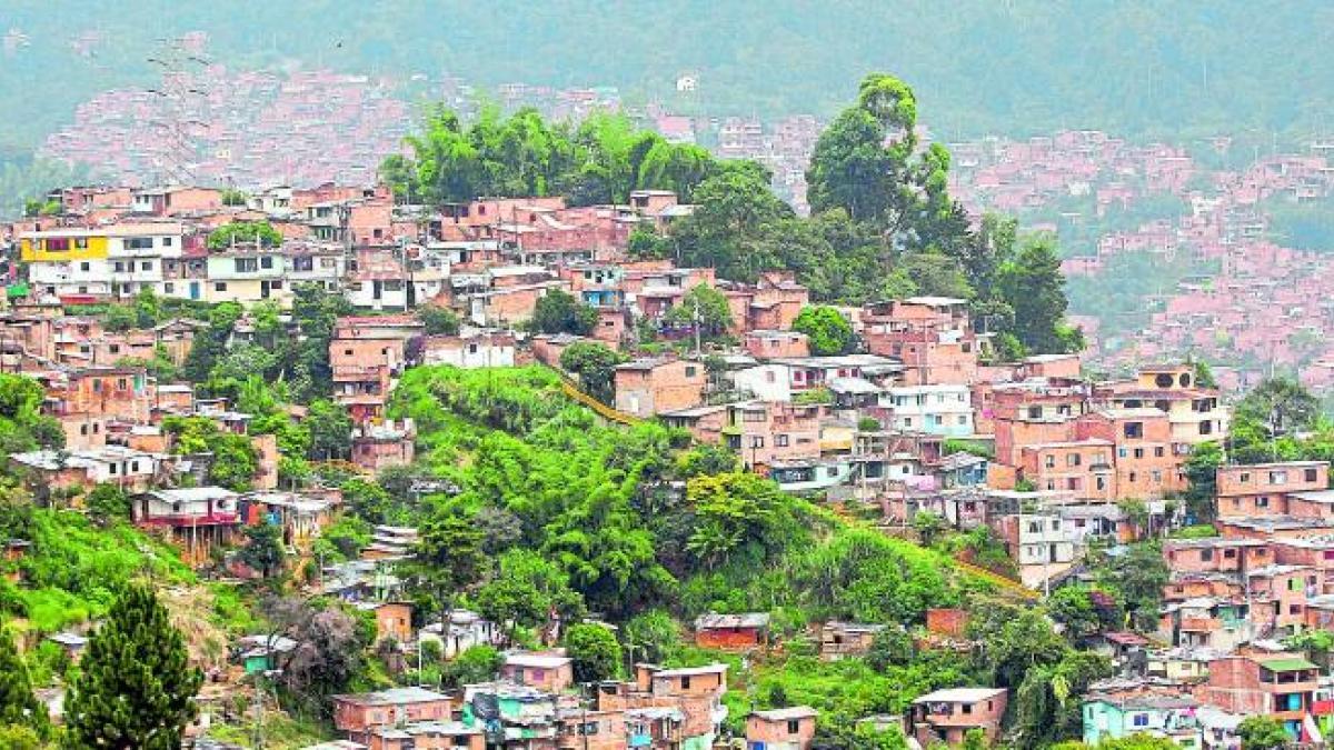 913 familias de Medellín han sido atendidas por riesgo de desastre o emergencia en 2024 