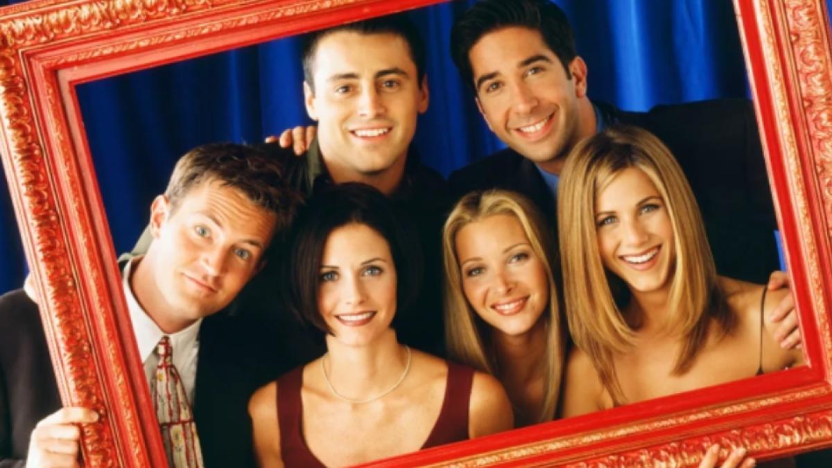 Revelan secreto de Jennifer Aniston durante las grabaciones de ‘Friends’: ‘Nadie sabe todo lo que se llevó de la serie’