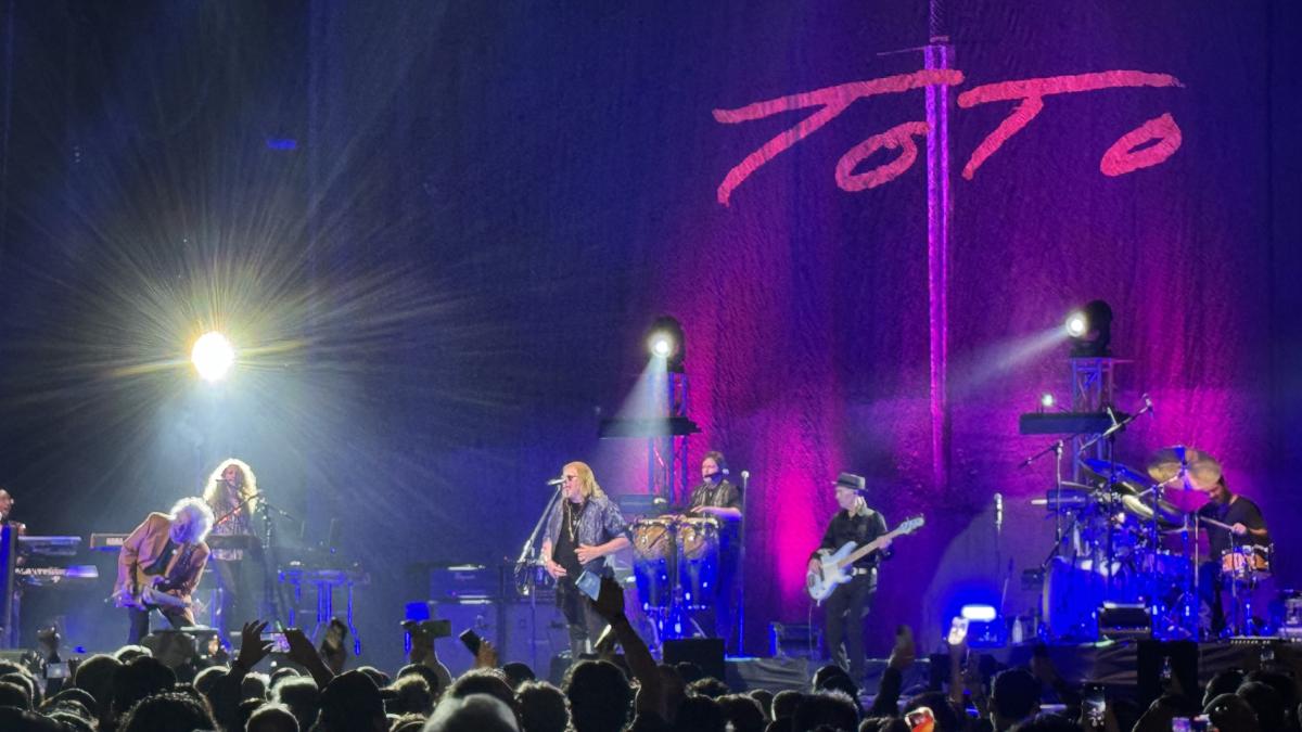 Toto y su concierto en Bogotá: la búsqueda infinita de la perfección