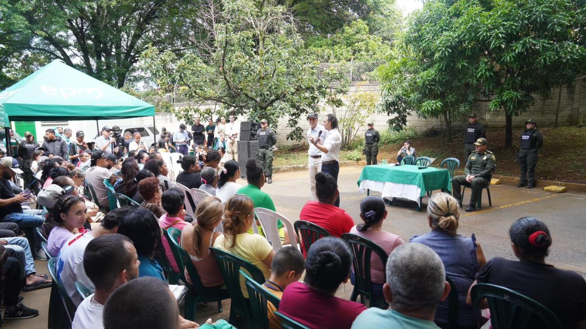 Medellín: iniciará entrega de compensaciones económicas para las familias damnificadas por inundación en El Sinaí