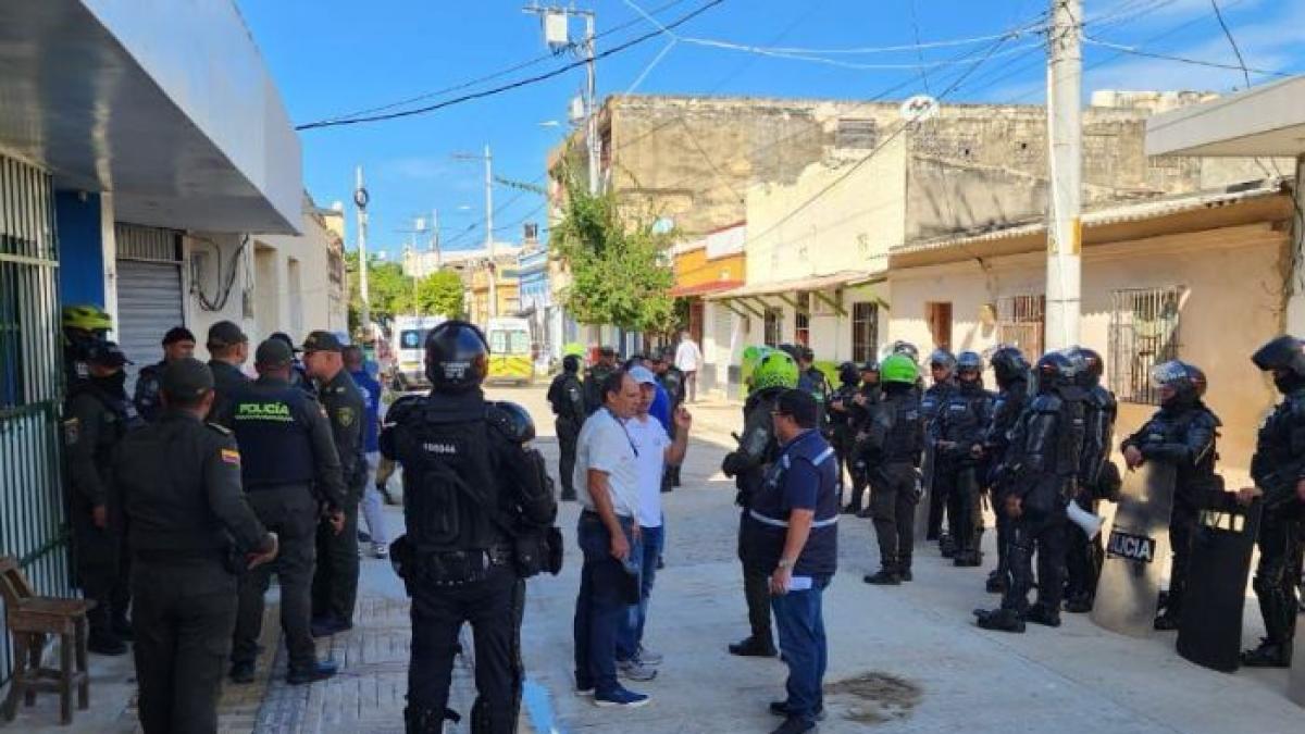 Traslados masivos de presos a cárcel de Santa Marta para descongestionar Centro Transitorio