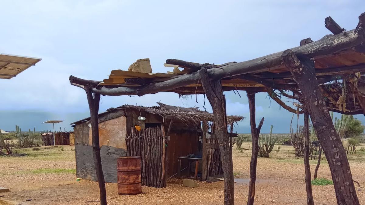 En la Alta Guajira, una estudiante estuvo a punto de morir al intentar atravesar un arroyo