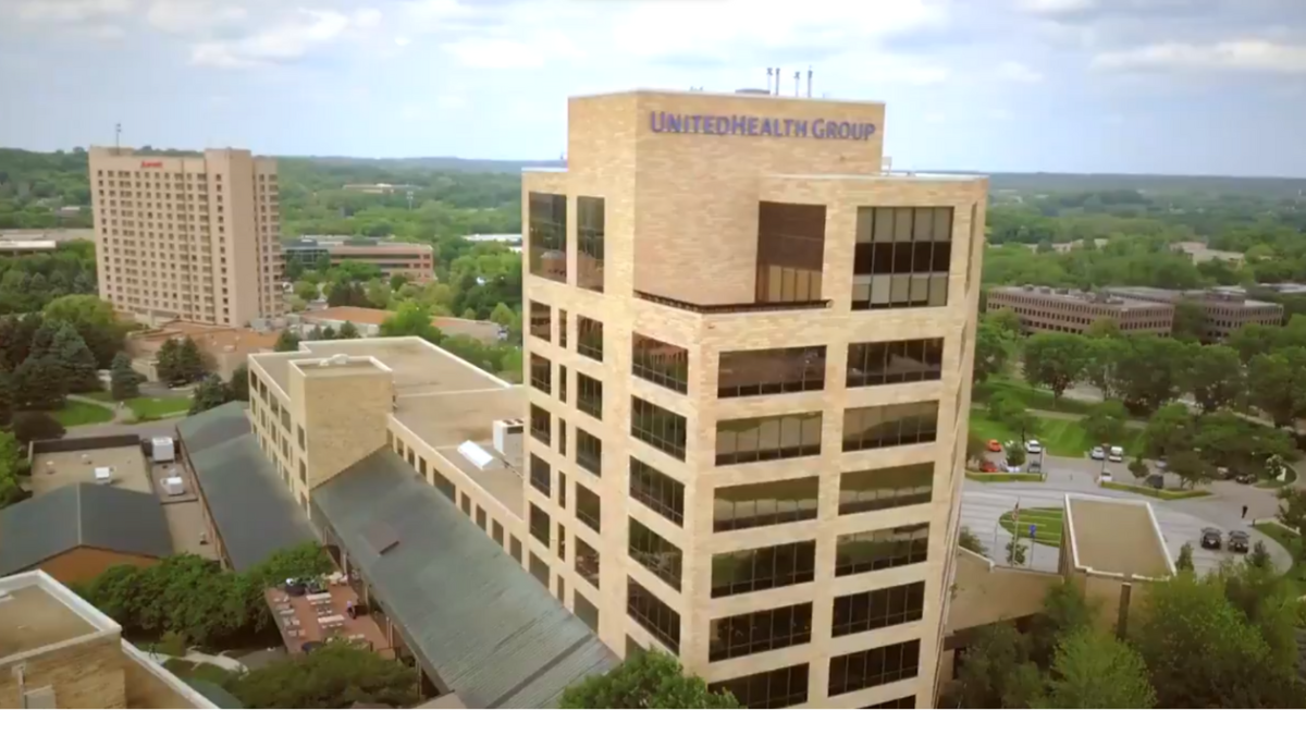 Acciones de UnitedHealth han perdido más de 45 mil millones de dólares tras asesinato de su CEO