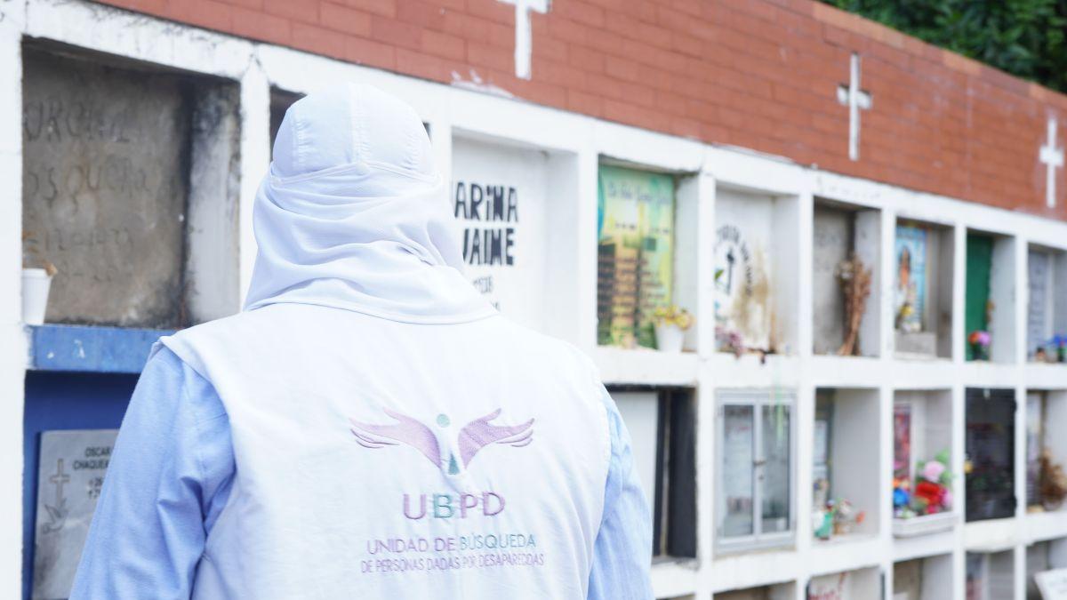 Arama Birimi, Arauca mezarlığında kayıp 18 kişinin cesedini buldu