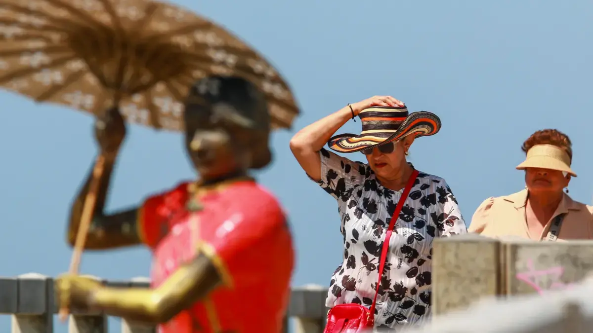 ¿Por qué sentimos tanto calor en pleno mes de las cometas? La falta de vientos dispara la sensación térmica en la región Caribe