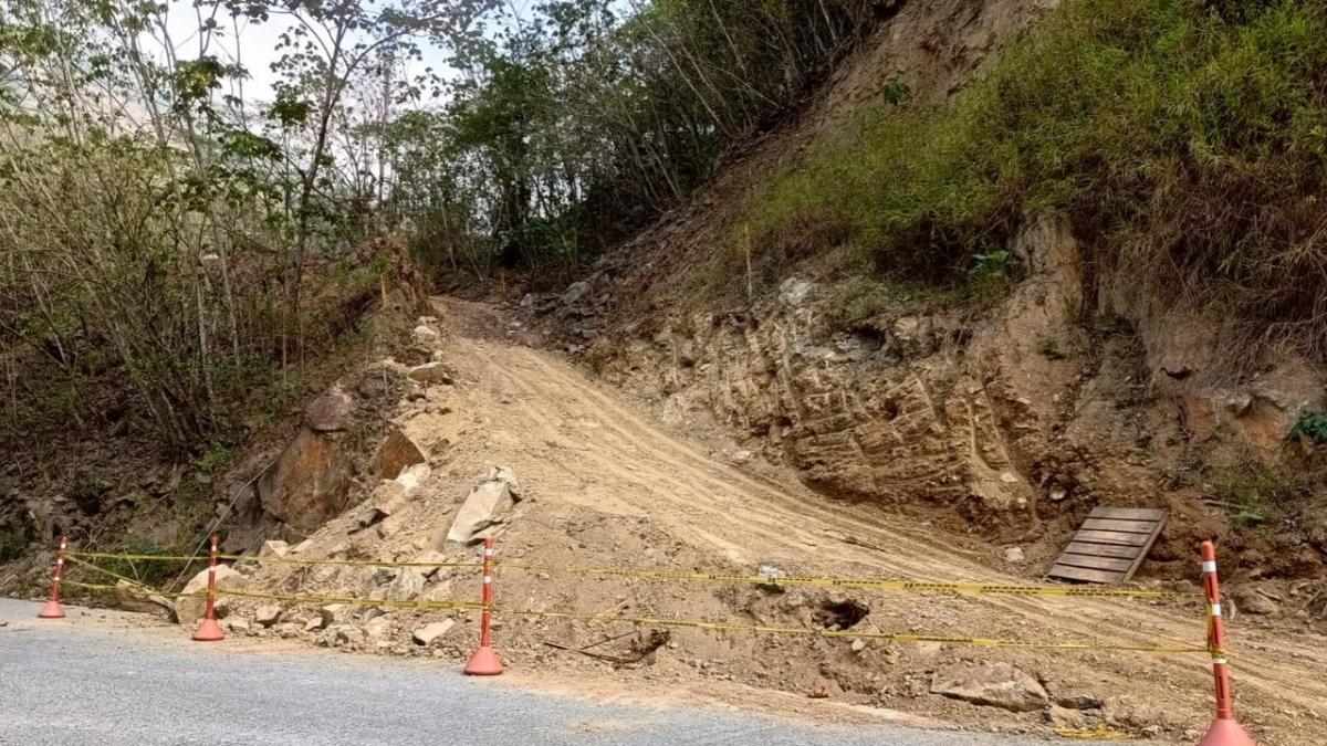 Gobernación de Antioquia entrega los estudios y diseños para la vía a El Aro, Ituango