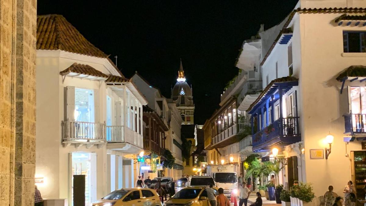 Movilidad verde, caos gris: motos eléctricas se toman a Cartagena sin reglas claras