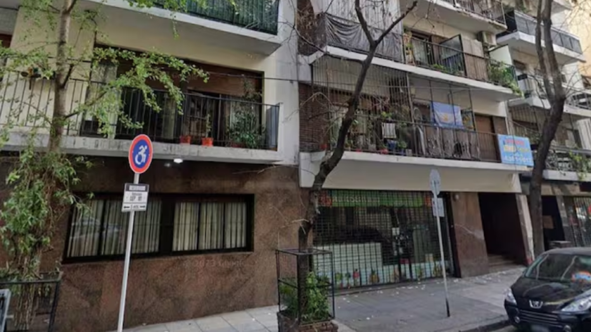 Hombre fue encontrado muerto tras llevar a su casa a dos mujeres que conoció esa misma noche