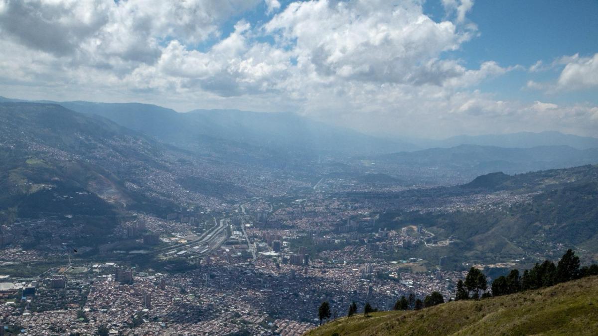 Cáncer, daños en el ADN y otras afecciones: estudio reveló graves impactos de la mala calidad del aire en Medellín