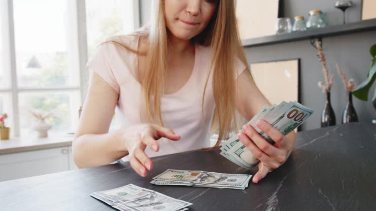 Si recibe los US$5.000 del DOGE, primero debería hacer estas 4 cosas, según los expertos