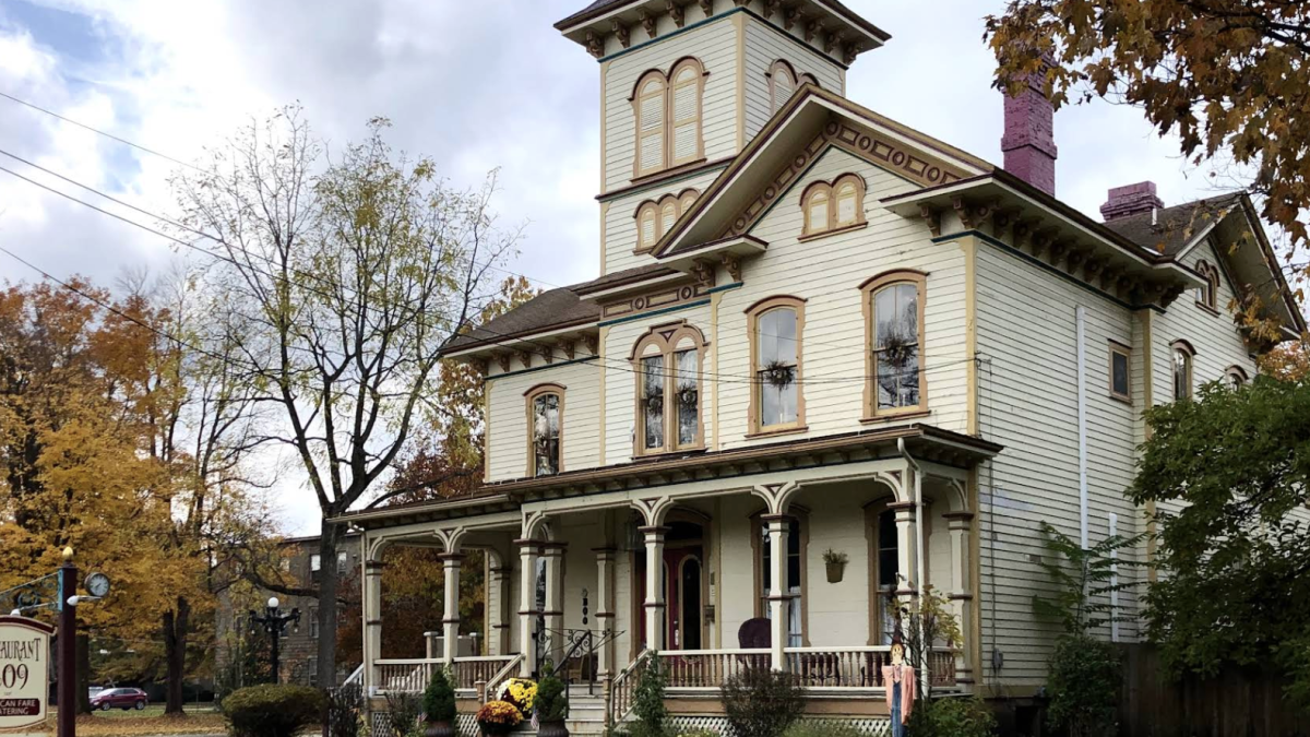 Los 6 mejores pueblos de Nueva York para jubilarse, según un estudio