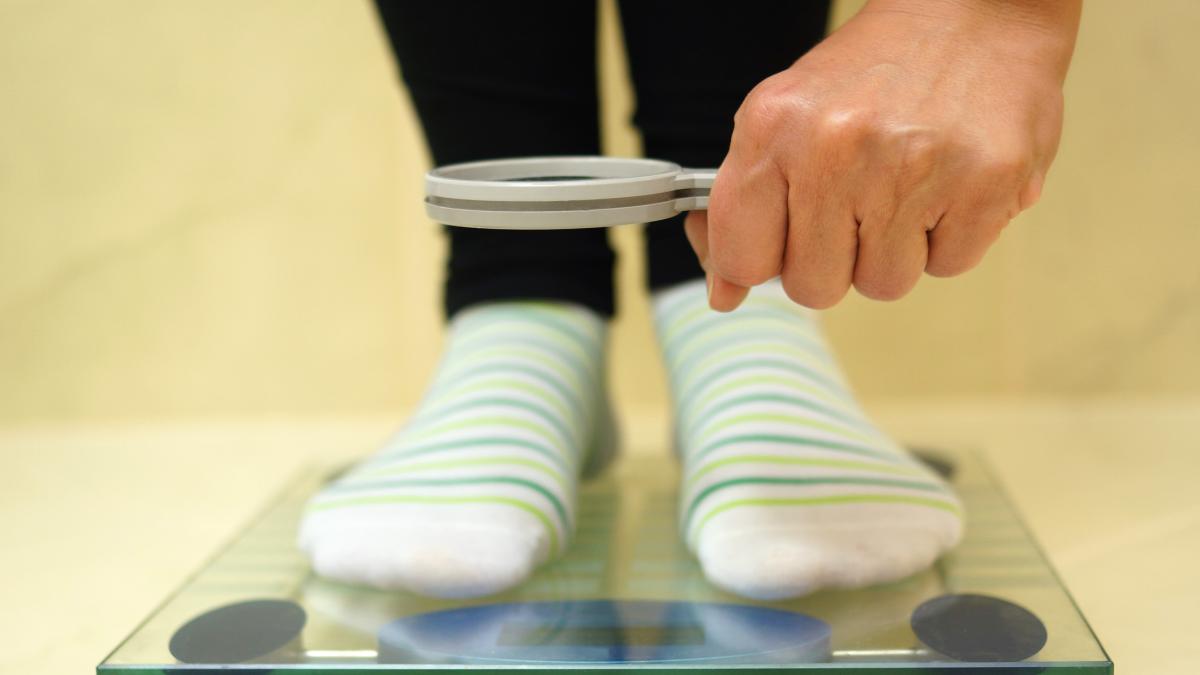 El simple cambio al hacer ejercicio que es más efectivo para perder kilos, según un estudio