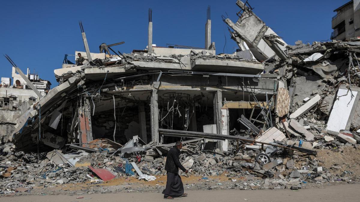 Israel lanza ataque con dron que deja 9 muertos en la Franja de Gaza: entre las víctimas hay un periodista