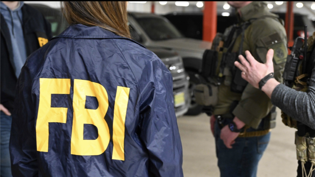 El criminal latino de los más buscados del FBI que fue capturado en México y enviado a Estados Unidos