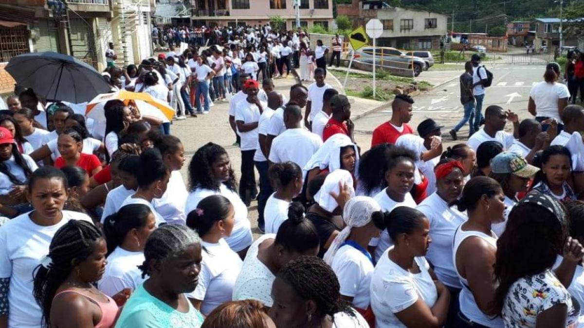 Suárez'deki dronlardan patlayıcılar Hastane de Suárez'in yakınında etkilendi