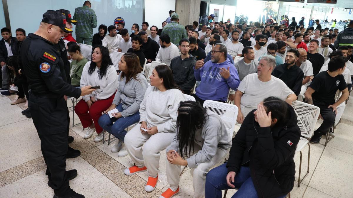 ¿Qué cambia para los migrantes venezolanos tras el fallo de la Corte Suprema sobre la Ley de Enemigos Extranjeros?