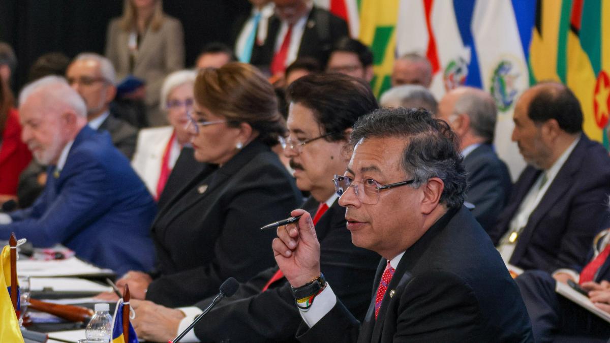 Gustavo Petro recibe presidencia pro tempore de la Celac y propone una integración como la Unión Europea