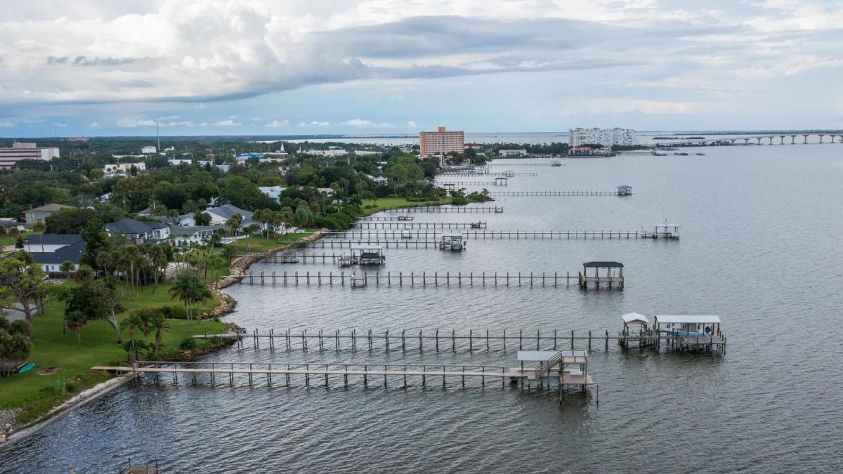 ¿Por qué las aguas de Florida están cada vez más contaminadas?