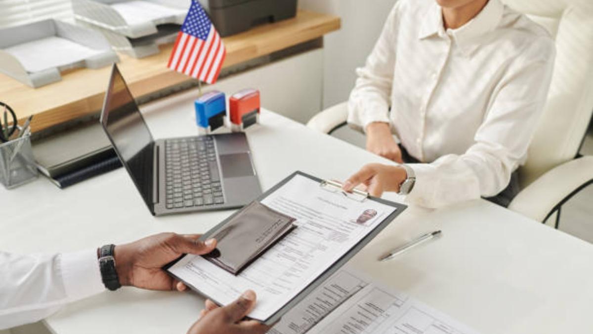 El estado que brinda más recursos para obtener el permiso de trabajo en EE. UU., según la IA