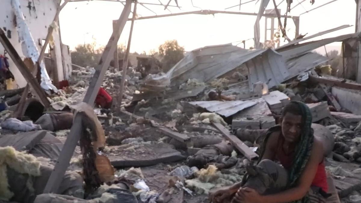 Un bombardeo de Estados Unidos en Yemen deja casi 70 muertos en un centro de detención de migrantes