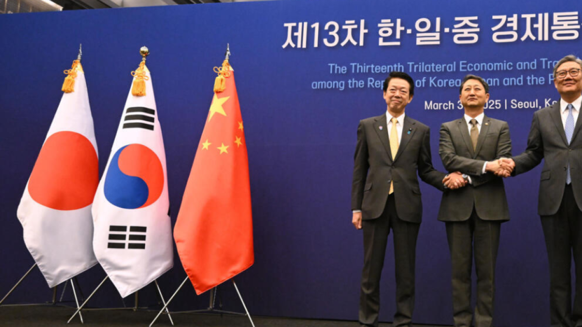 China, Japón y Corea del Sur se alían frente a aranceles de Trump y buscan impulsar un bloque comercial asiático