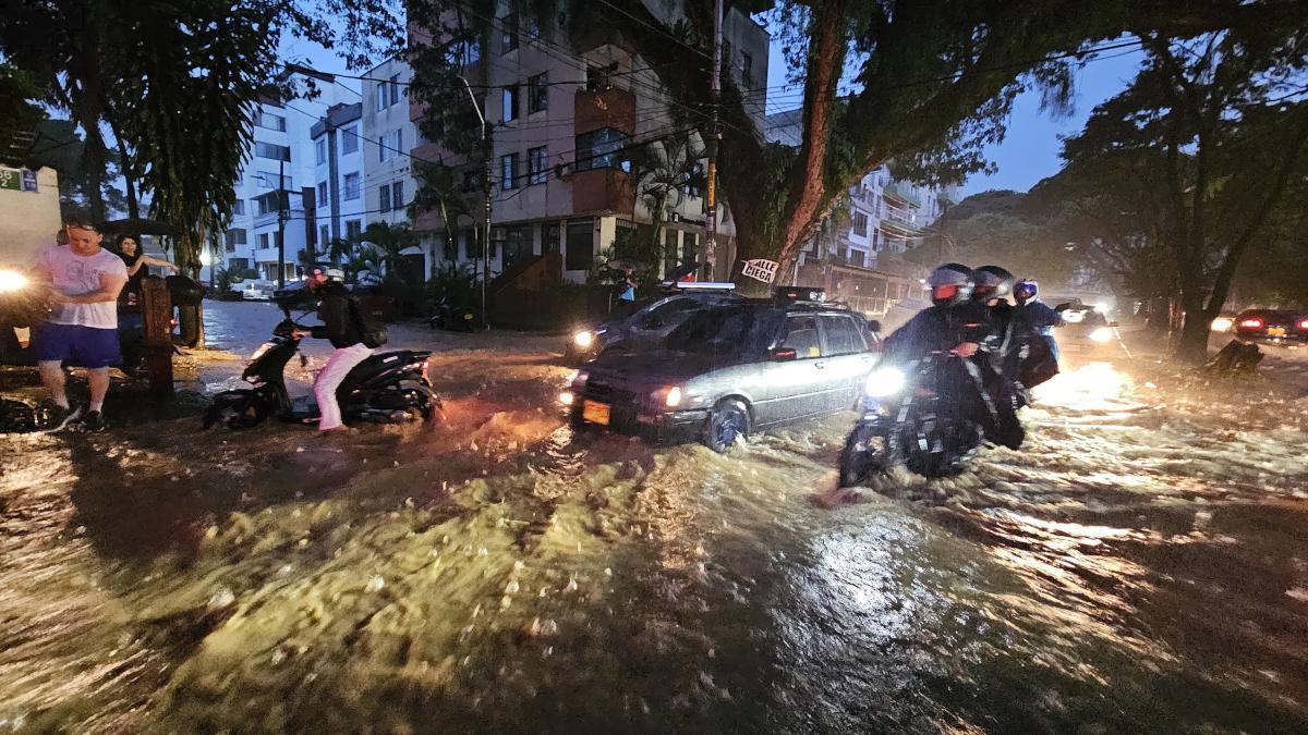 Emergencia | Aguacero volvió a poner en aprietos a buena parte de Cali: hay inundaciones y fuerte congestión vial
