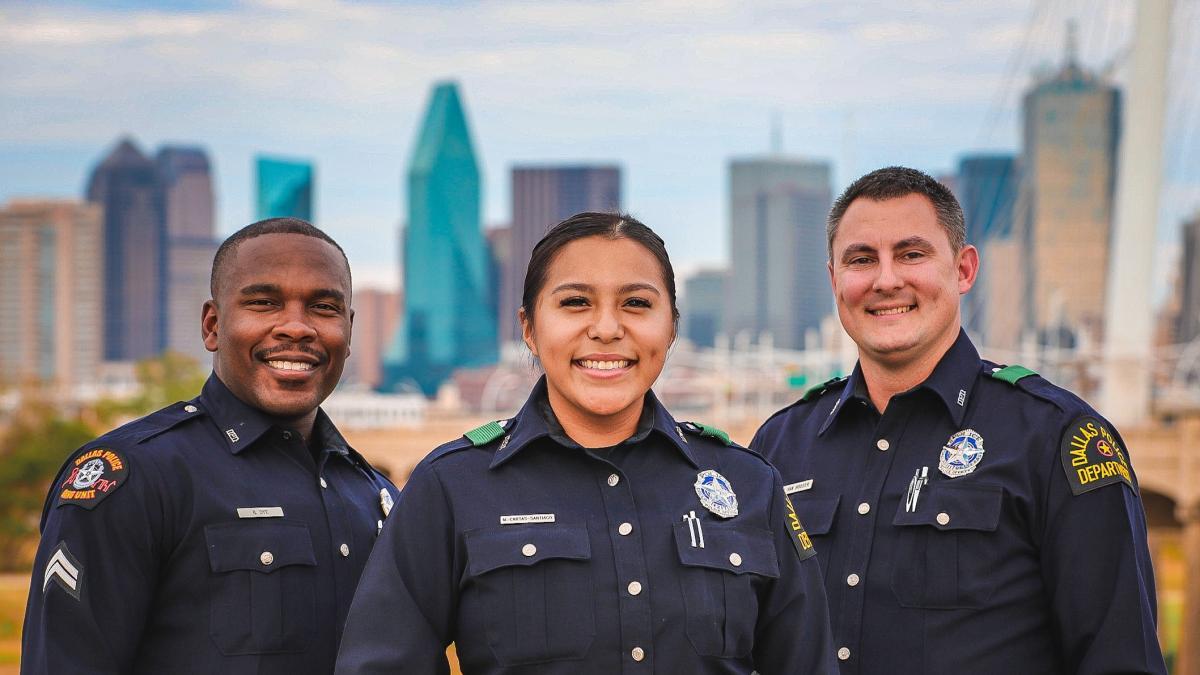 Esta ciudad en Texas busca nuevos agentes policiales por sueldos desde US$75.000