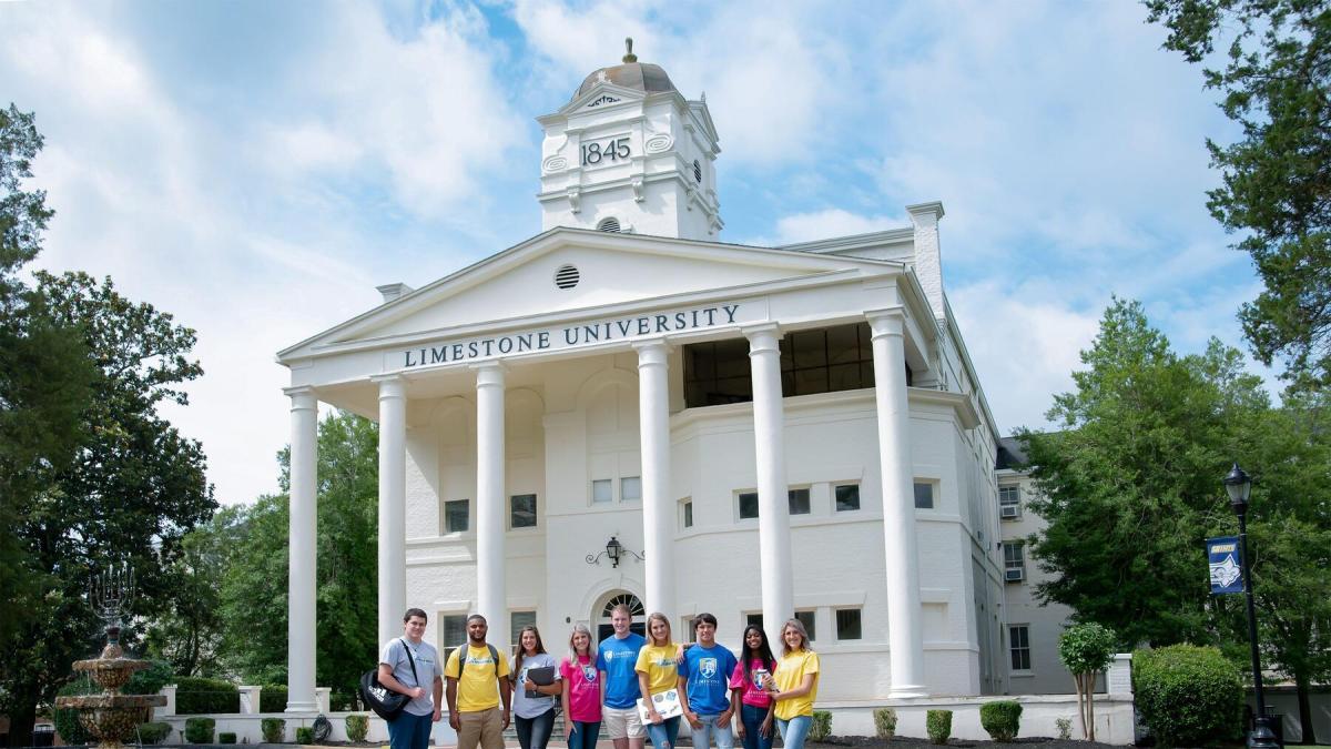 Esta histórica y conocida universidad de Estados Unidos cerrará por deudas millonarias