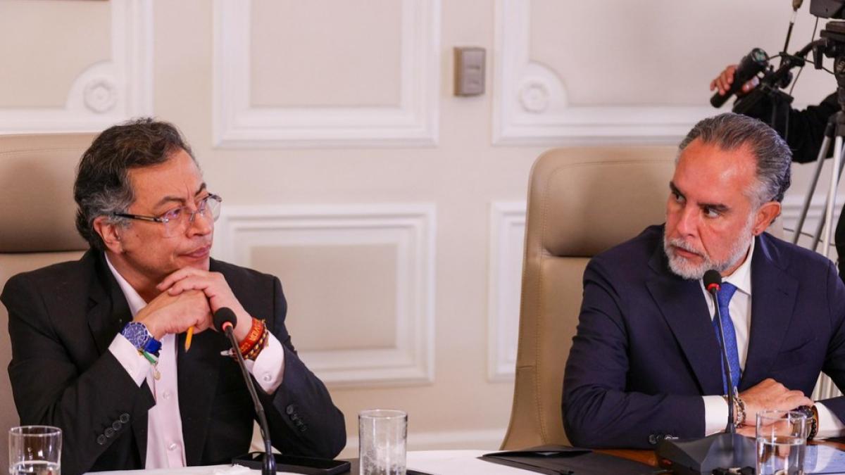 Presidente Gustavo Petro se echa para atrás y deja como designado a Guillermo Alfonso Jaramillo en vez de Benedetti