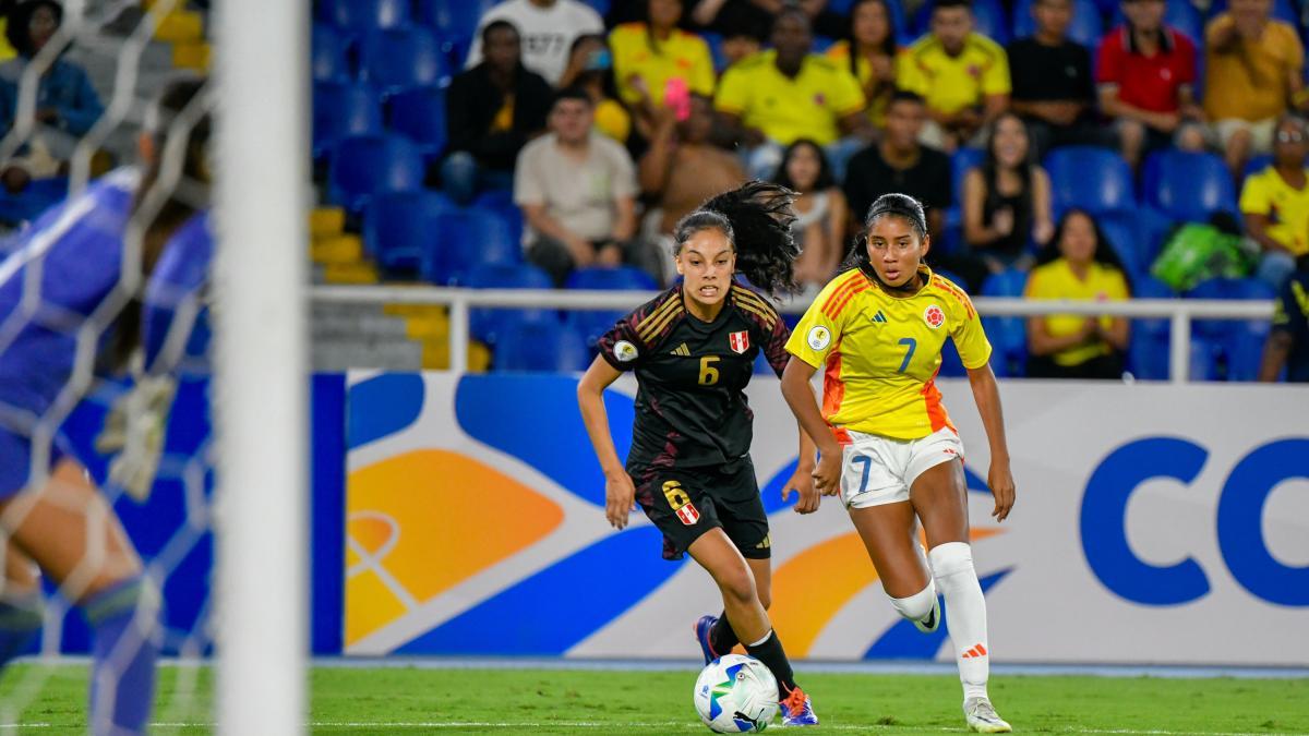 Selección Colombia pisa duro en el hexagonal final del Sudamericano Sub-17: triplete de Baldovino contra Perú