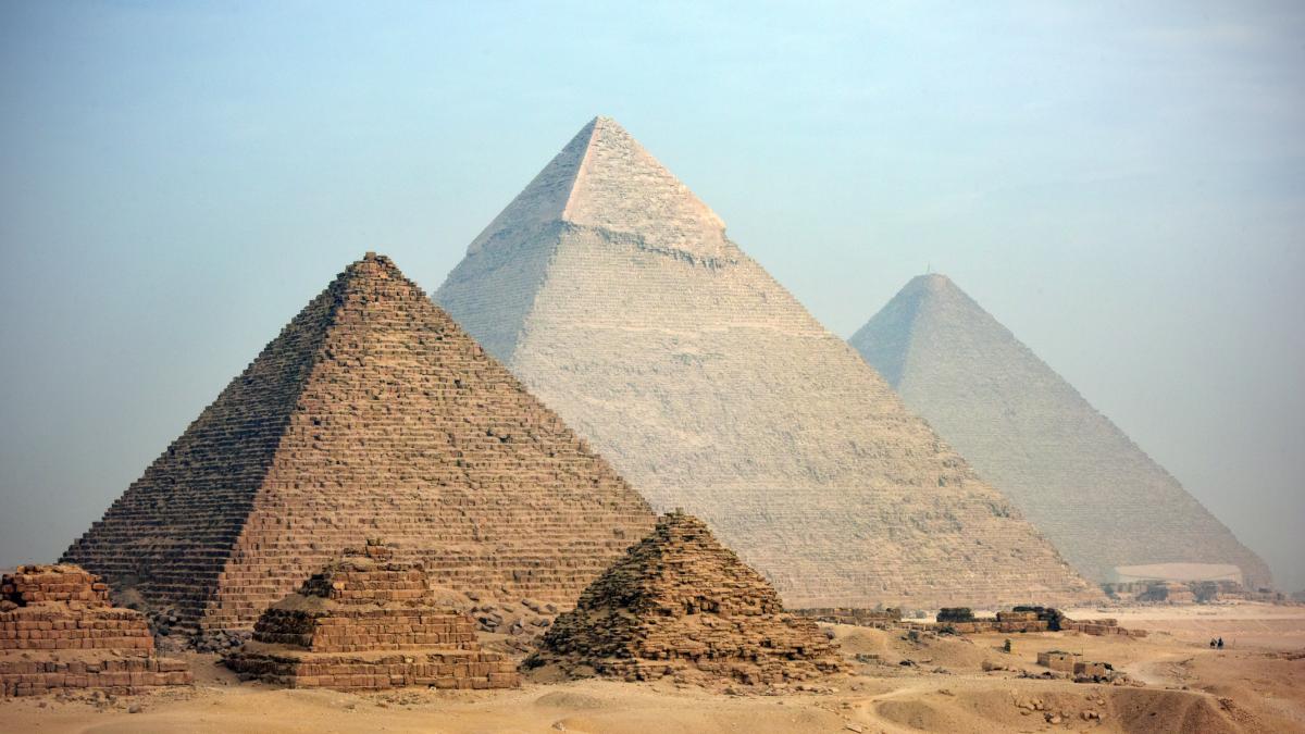 Qué se sabe sobre la supuesta ciudad oculta bajo las pirámides de Egipto