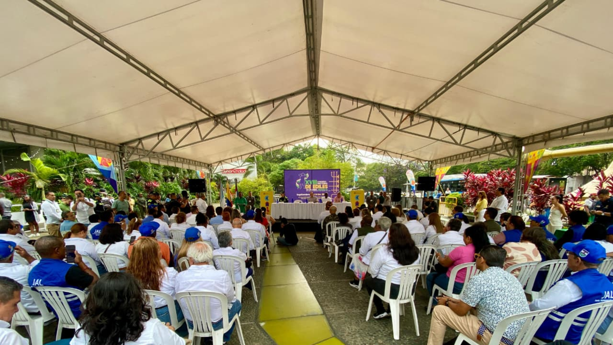 Ülkenin her yerinden 84 belediyeden 1.500'den fazla konuk katılacak