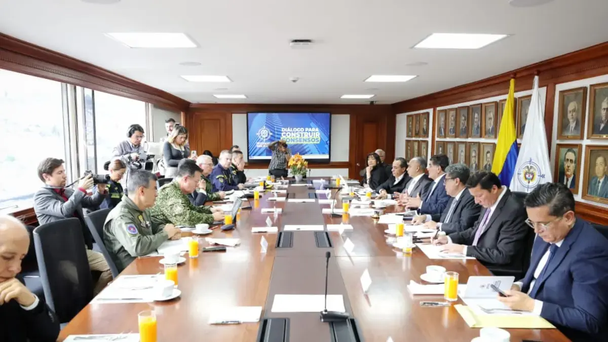 Mindefensa y entes de control acordaron blindar las elecciones; ratificaron que el calendario electoral se mantiene