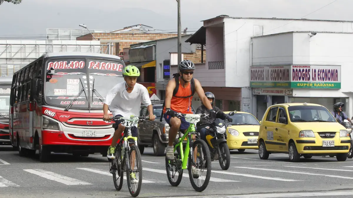 ¿Se sumaría? Principales universidades de Medellín y el área metropolitana promueven un día sin carro y sin moto para este viernes 29 de agosto