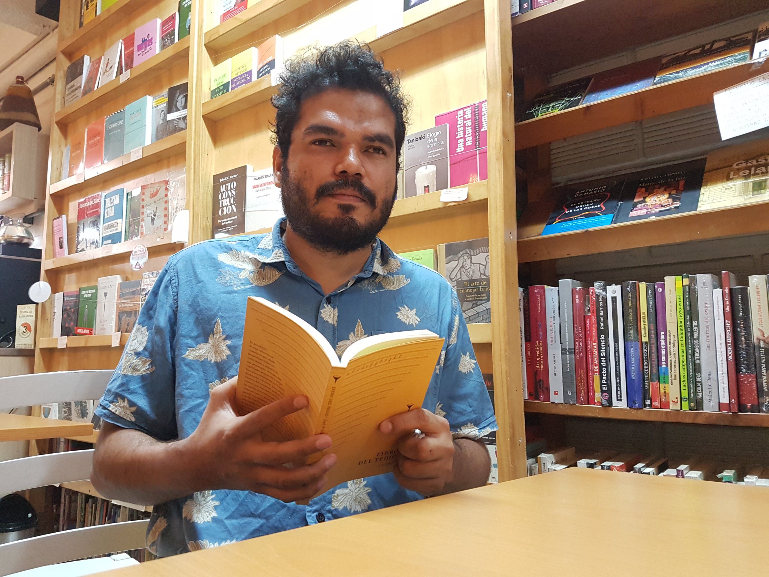 José Ardila, la luz que guía a los jóvenes escritores