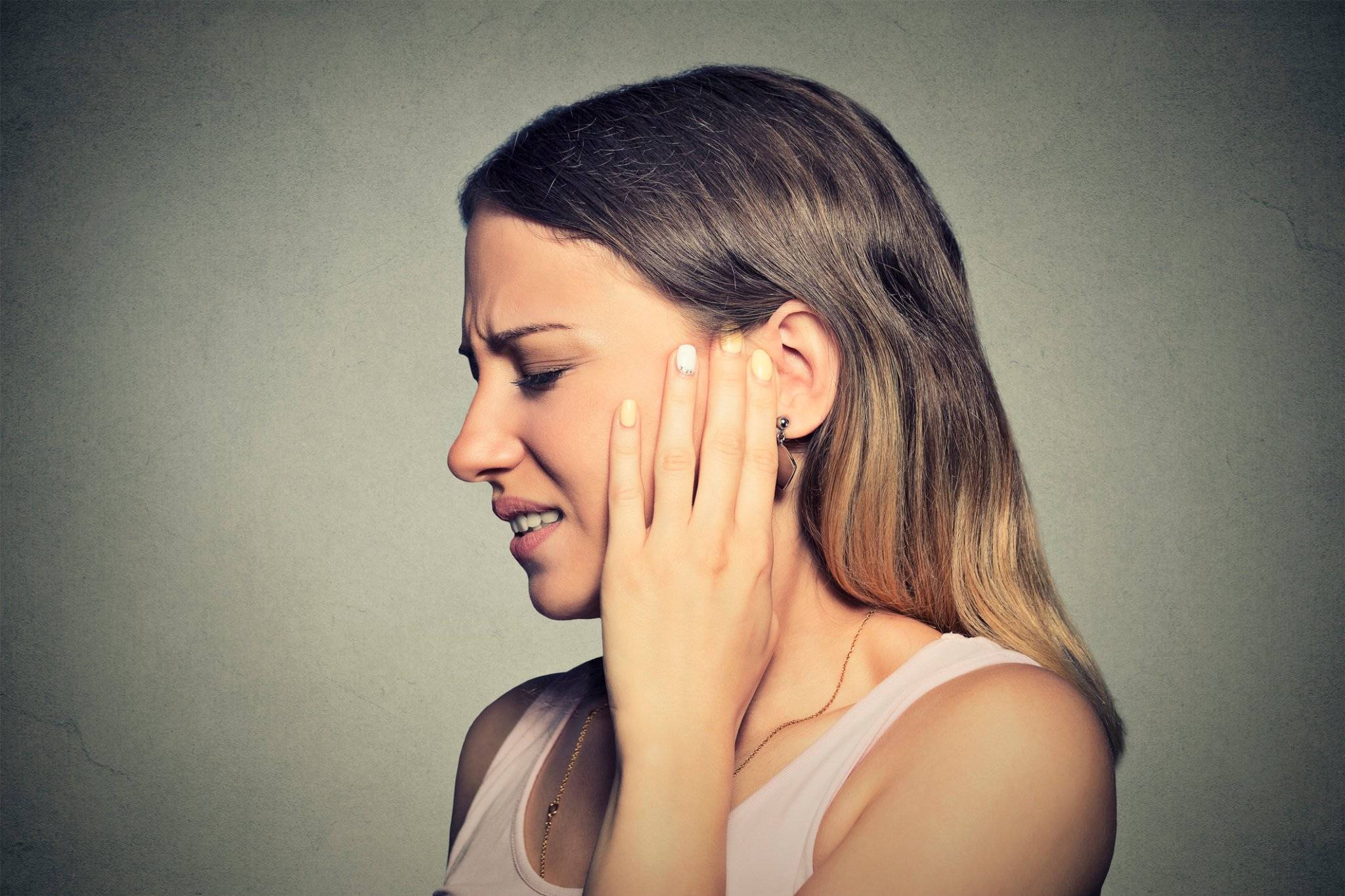 Alcune patologie dell'orecchio interno possono causare vertigini.