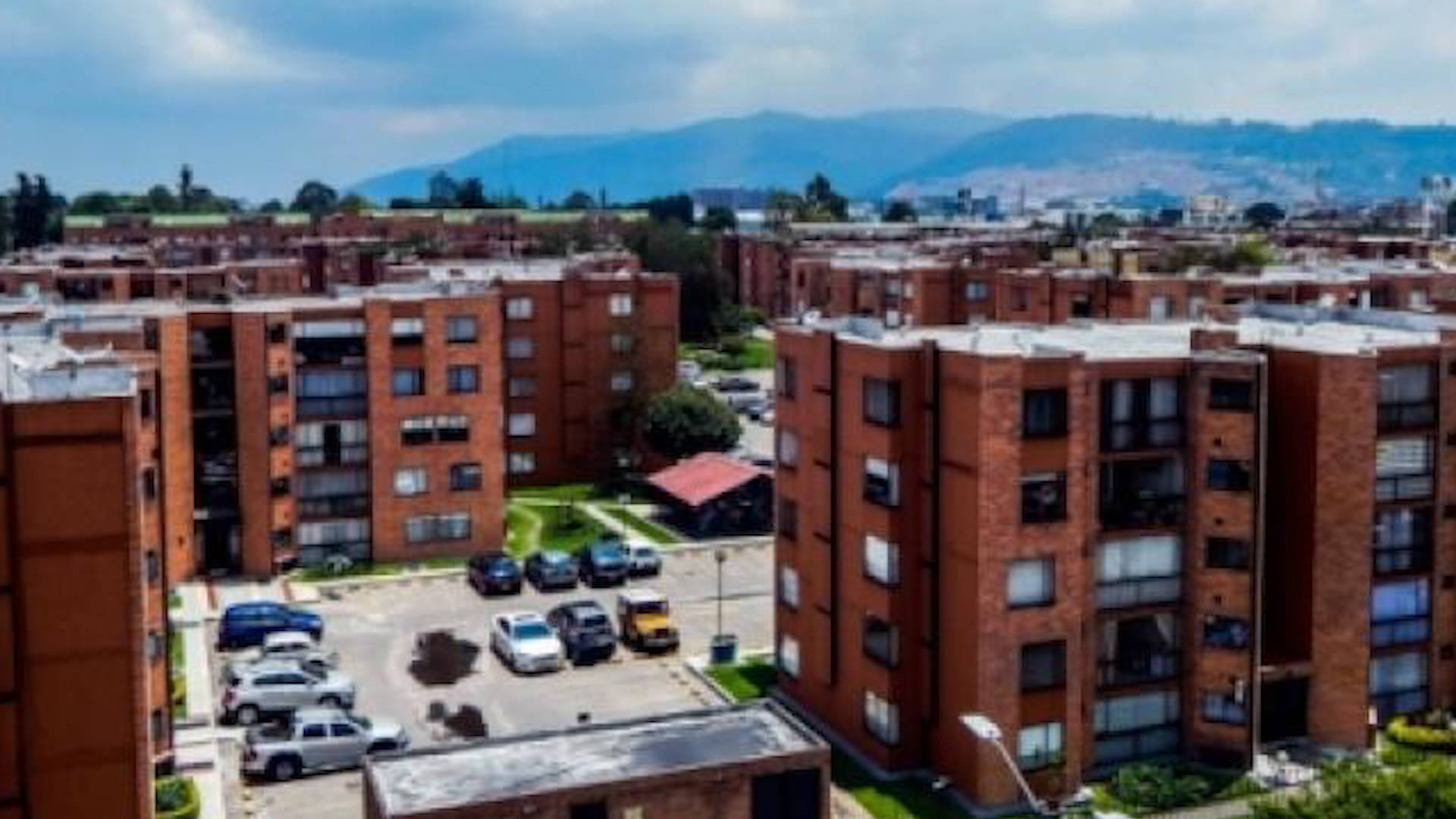 Administraciones también implementan nuevas medidas de prevención en estos espacios.