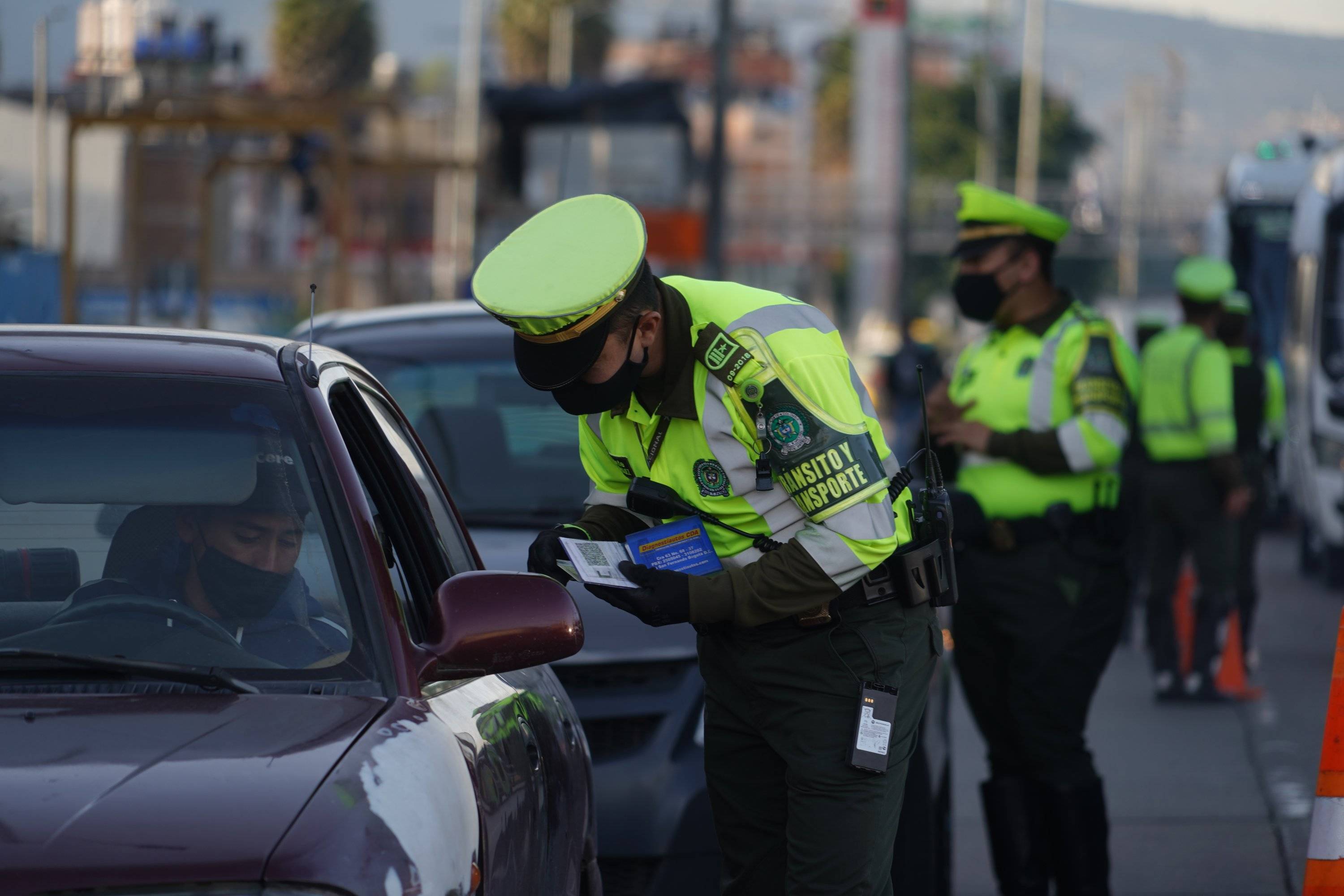 Quienes incumplan de aquí en adelante la medida del Pico y placa deberán pagar una multa.