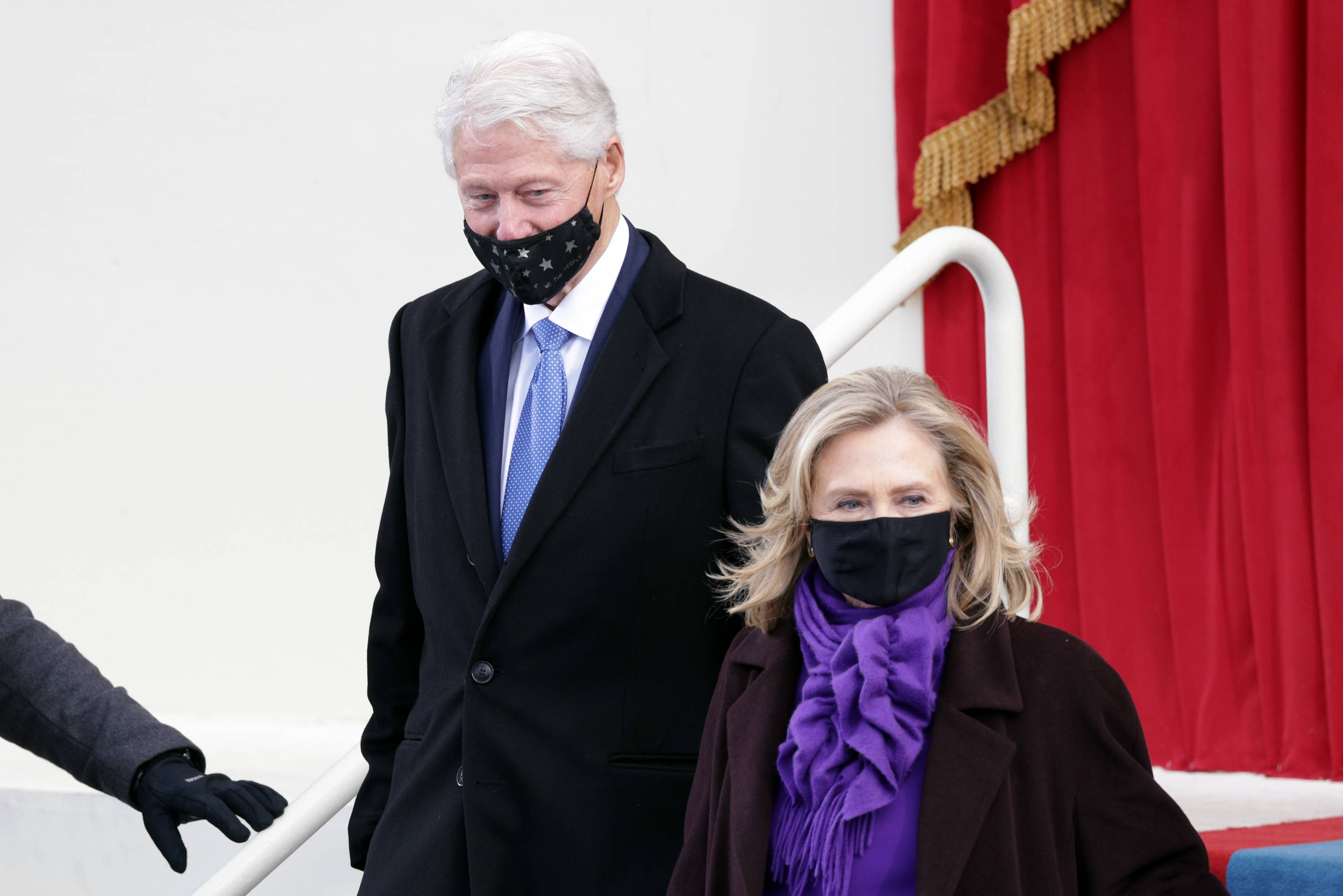 El expresidente Bill Clinton, con la exsecretaria de Estado Hillary Clinton.