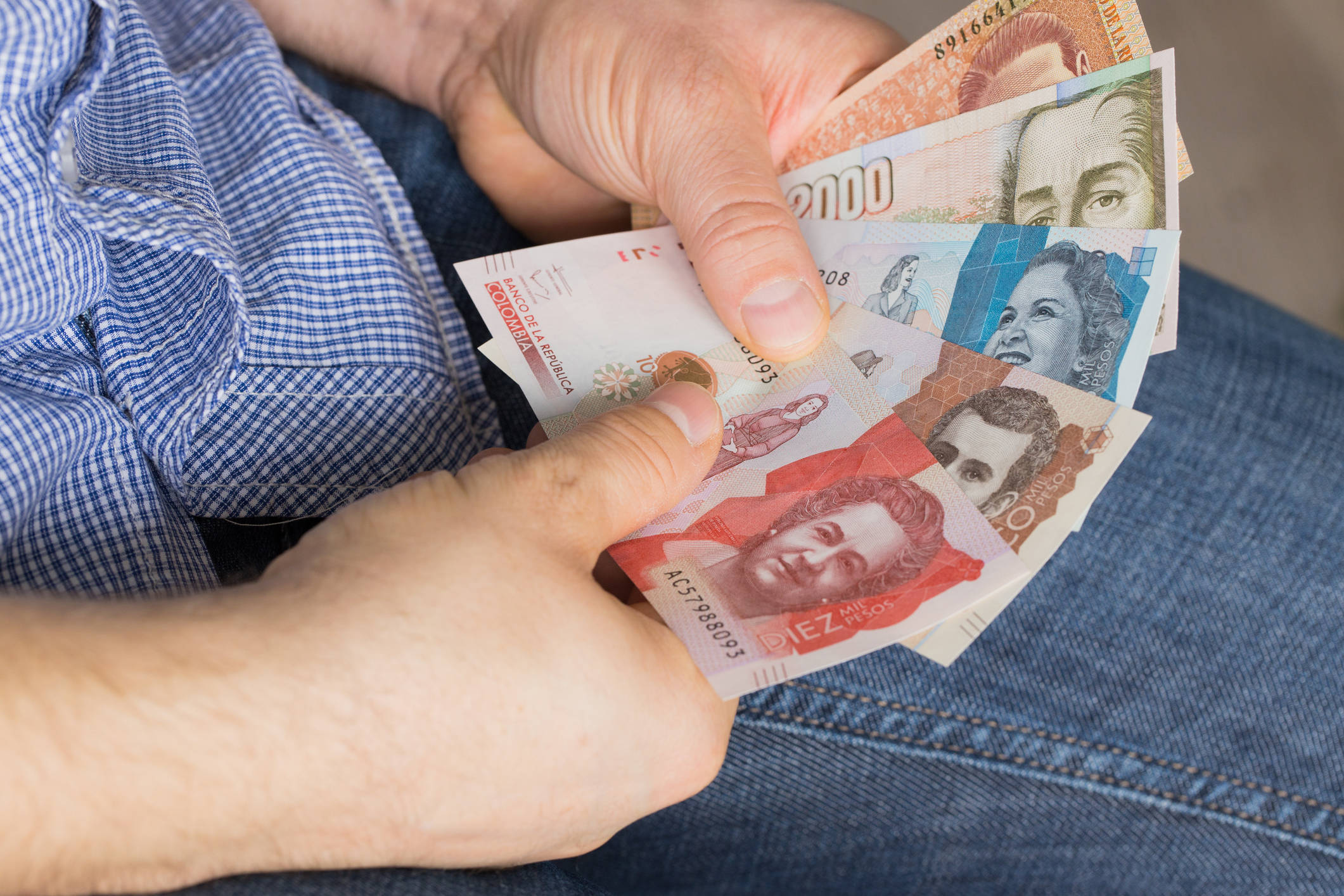 Cada uno de los 3 millones de hogares beneficiarios recibirá 320 mil pesos, según Prosperidad Social.