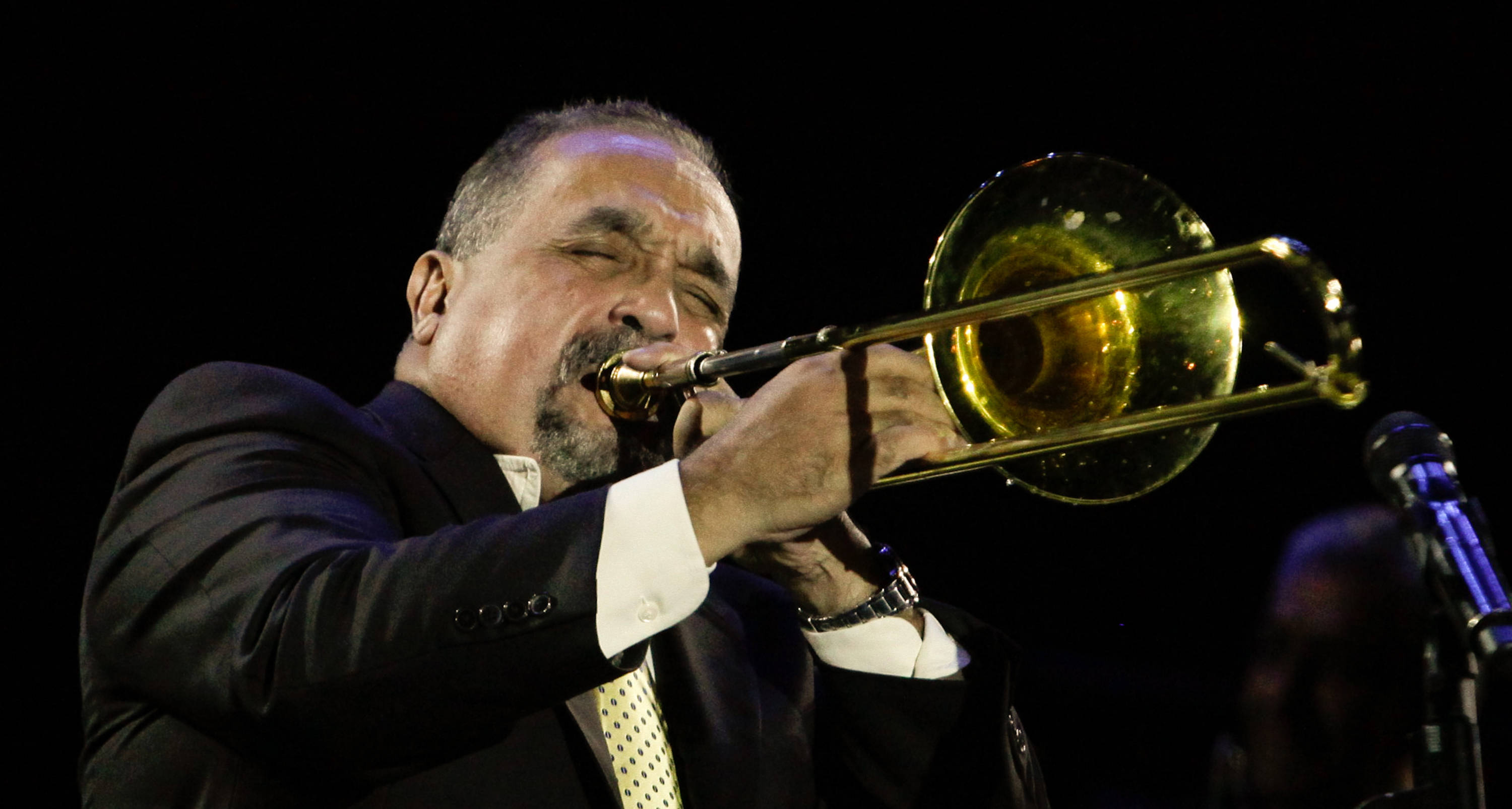 ¿Por qué Willie Colón paró su concierto en la Feria de Cali? manager