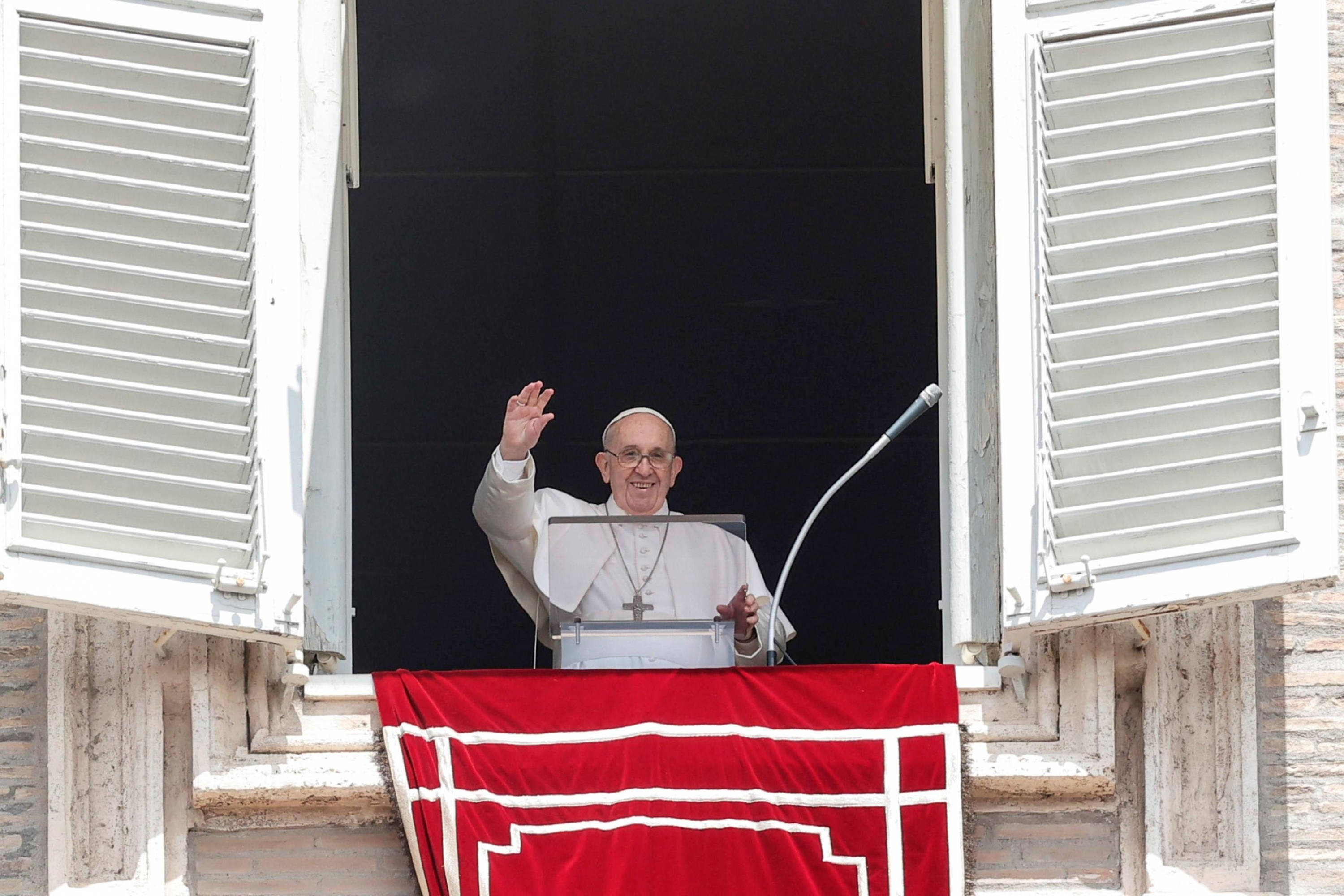 What is the salary of Pope Francis? vatican wealth