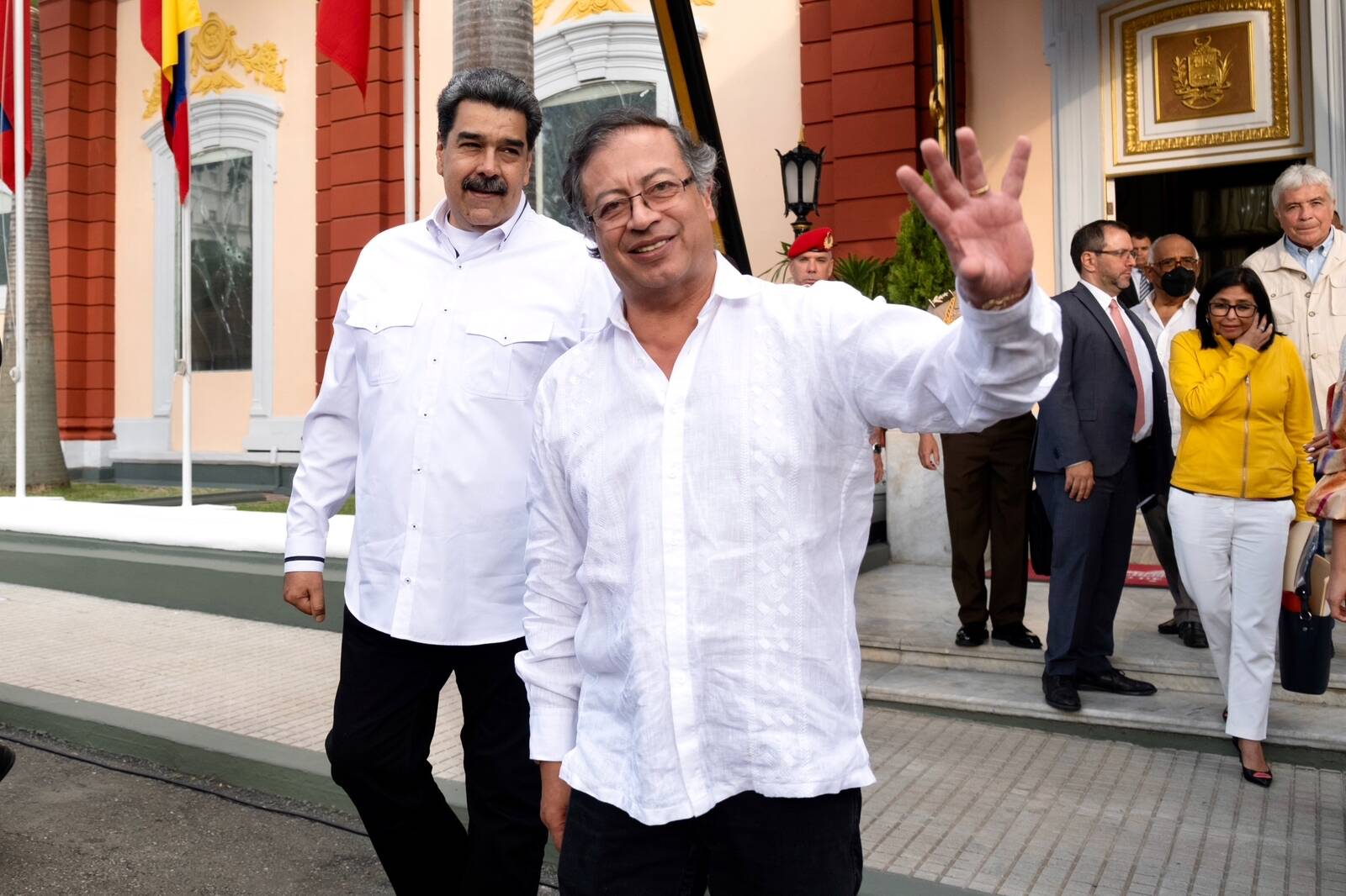 Petro y Maduro al término de su reunión en Caracas.