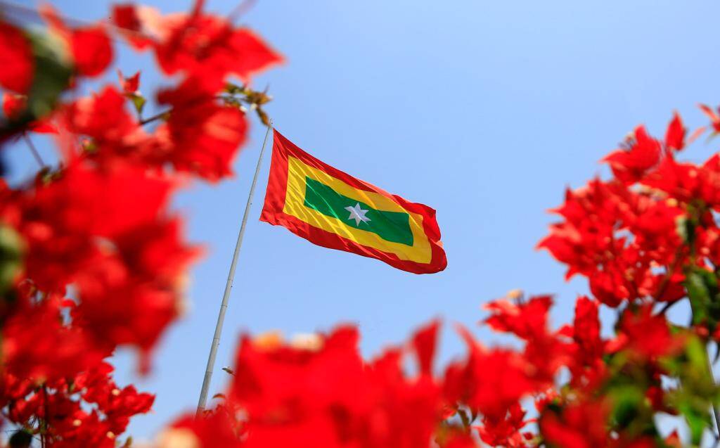 La Bandera de Barranquilla Fue Aprobada en 1910 por el el concepto de la Ciudad.