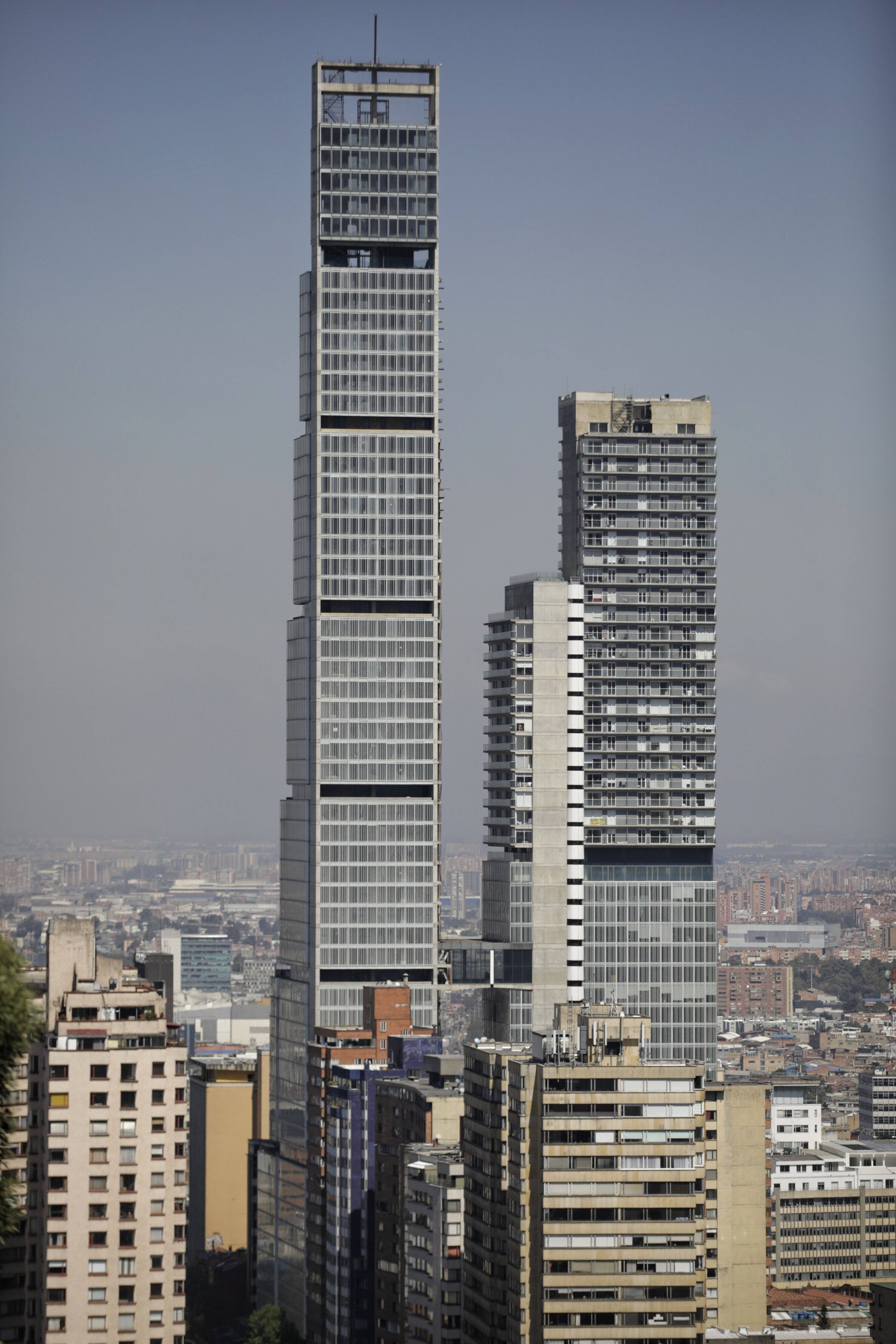 Renuncia Liquidador Del Bd Bacatá El Edificio Más Alto Del País 9341